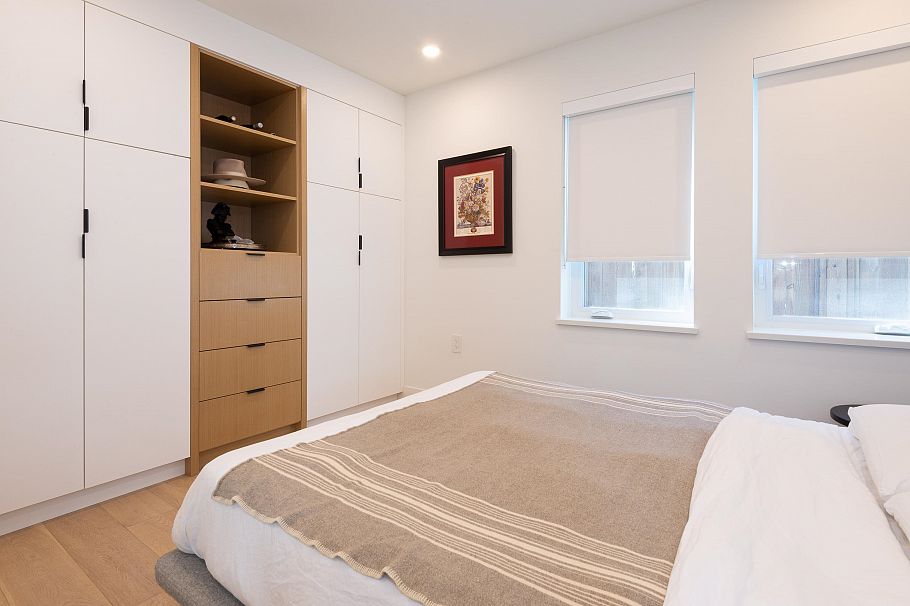 1346 E 11th Avenue Vancouver, BC - 18