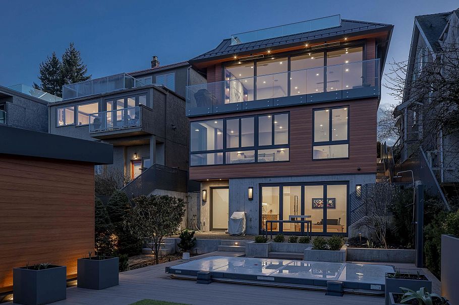 4384 Quesnel Drive Vancouver, BC - 4