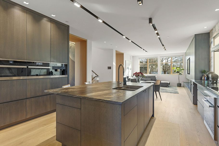 6021 Collingwood Place Vancouver, BC - 13