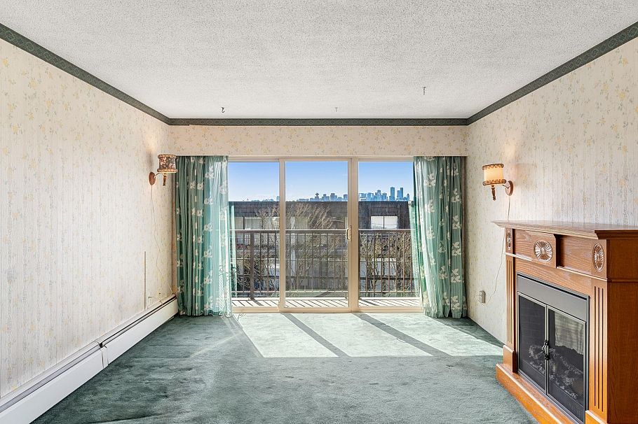 201 225 W 3rd Street North Vancouver, BC - 3