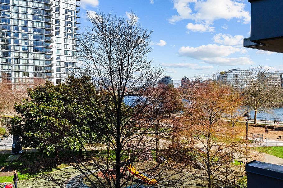 306 980 Cooperage Way Vancouver, BC - 11