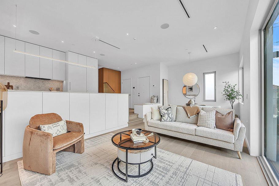 2 2915 E 5th Avenue Vancouver, BC - 11