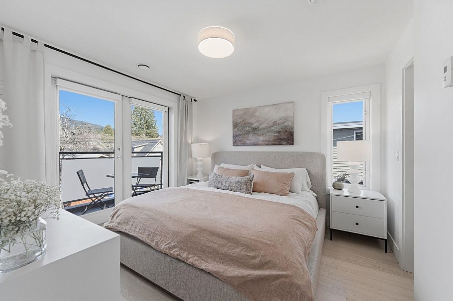 212 E 18th Street North Vancouver, BC - 15