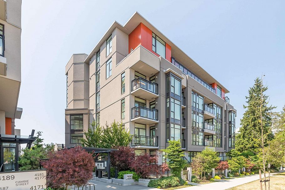 403 4171 Cambie Street Vancouver, BC - 1