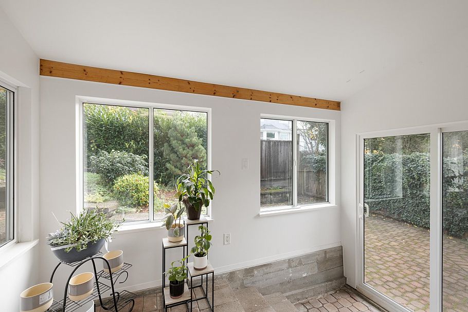 4050 St. Pauls Avenue North Vancouver, BC - 35