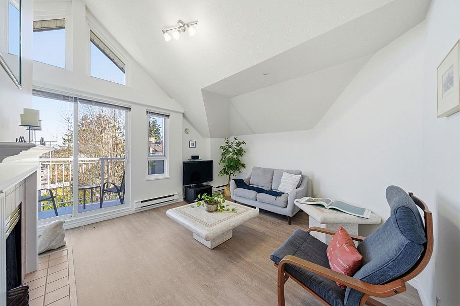 PH2 2736 Victoria Drive Vancouver, BC - 2