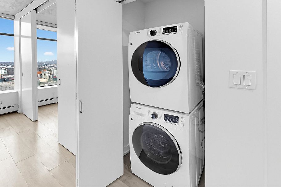 2702 108 W Cordova Street Vancouver, BC - 4