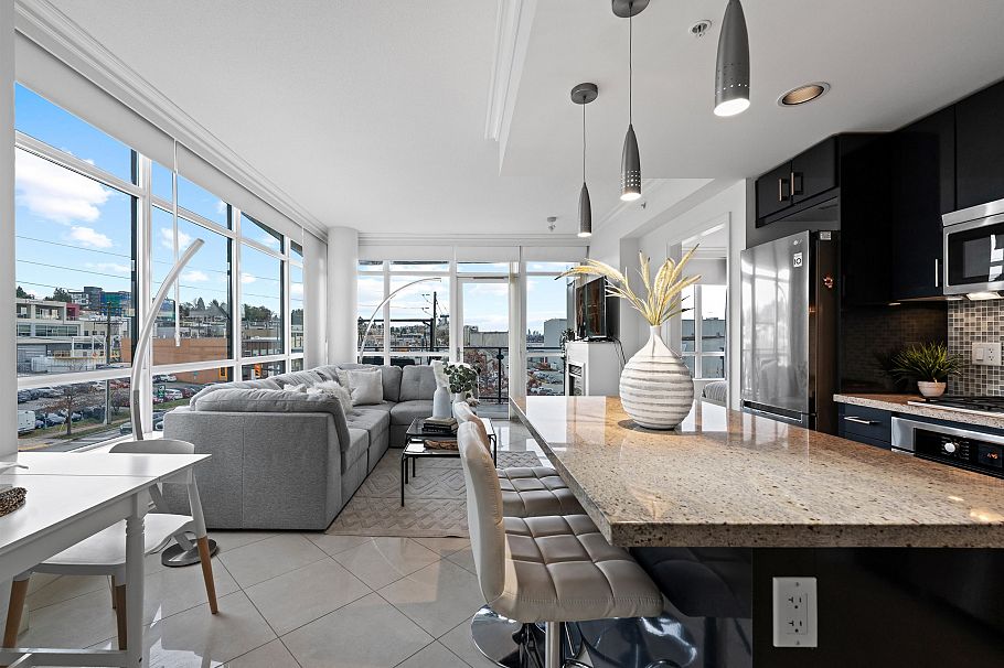 502 172 Victory Ship Way North Vancouver, BC - 4