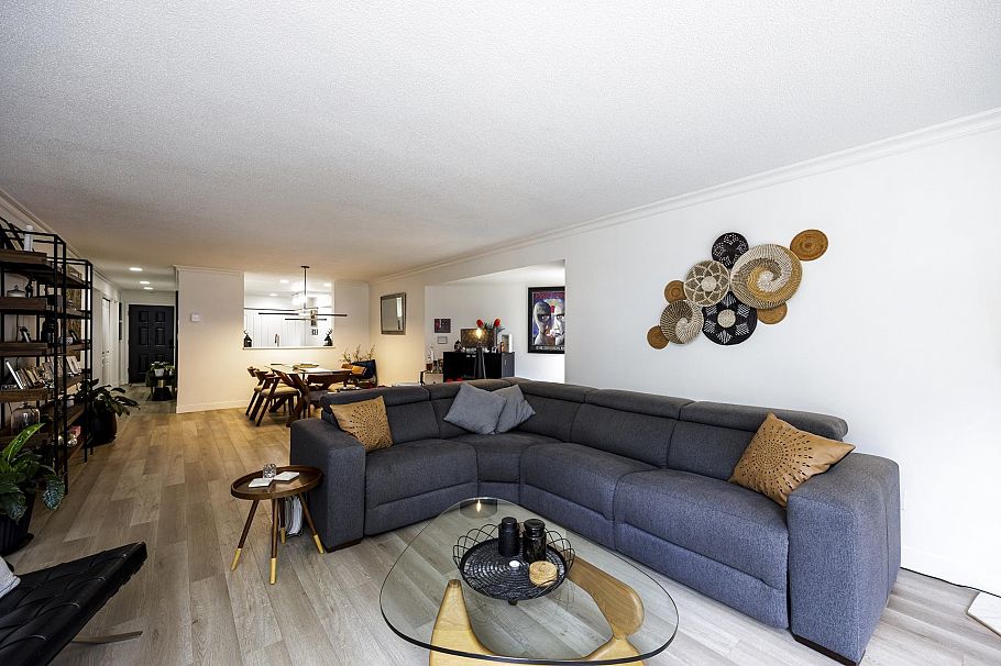 303 1500 Ostler Court North Vancouver, BC - 5