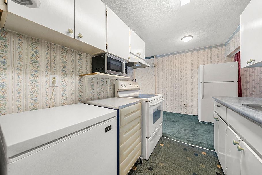 201 225 W 3rd Street North Vancouver, BC - 15