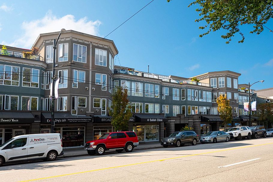 420 3440 W Broadway Vancouver, BC - 30