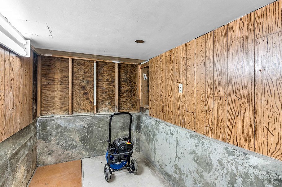 583 W 18th Avenue Vancouver, BC - 31