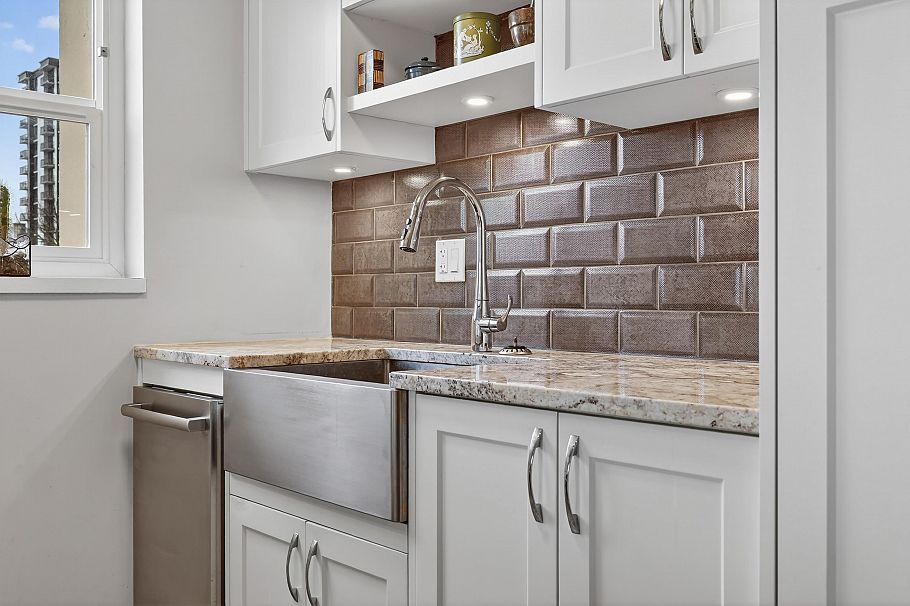 402 1100 Harwood Street Vancouver, BC - 8