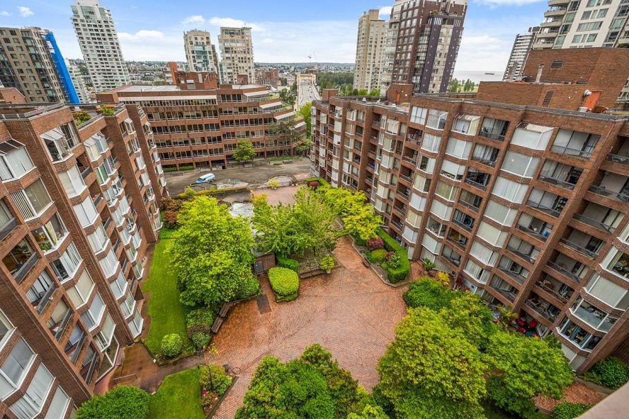 116 950 Drake Street Vancouver, BC - 21