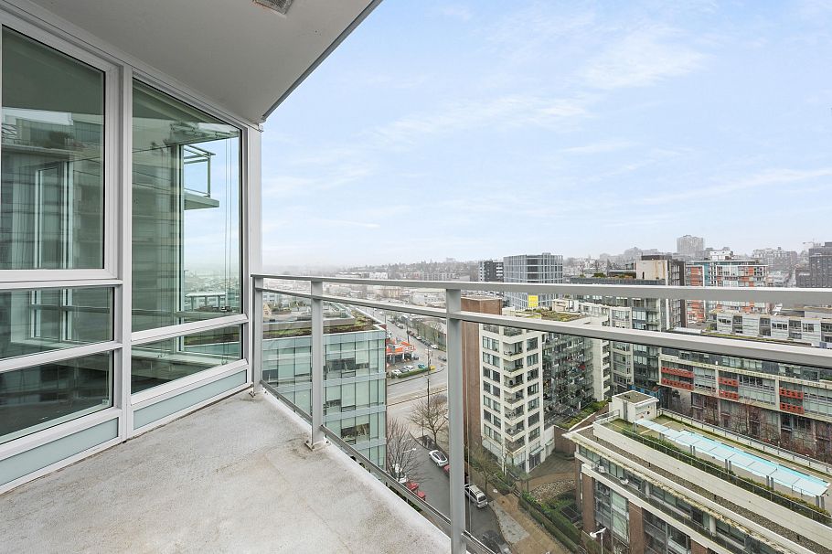 1726 1618 Quebec Street Vancouver, BC - 13