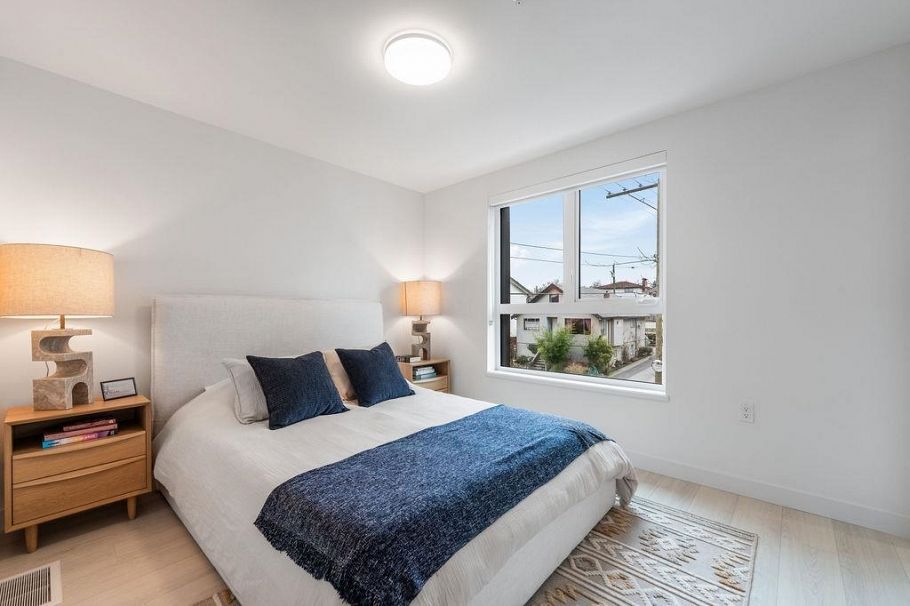 2425 Grant Street Vancouver, BC - 16