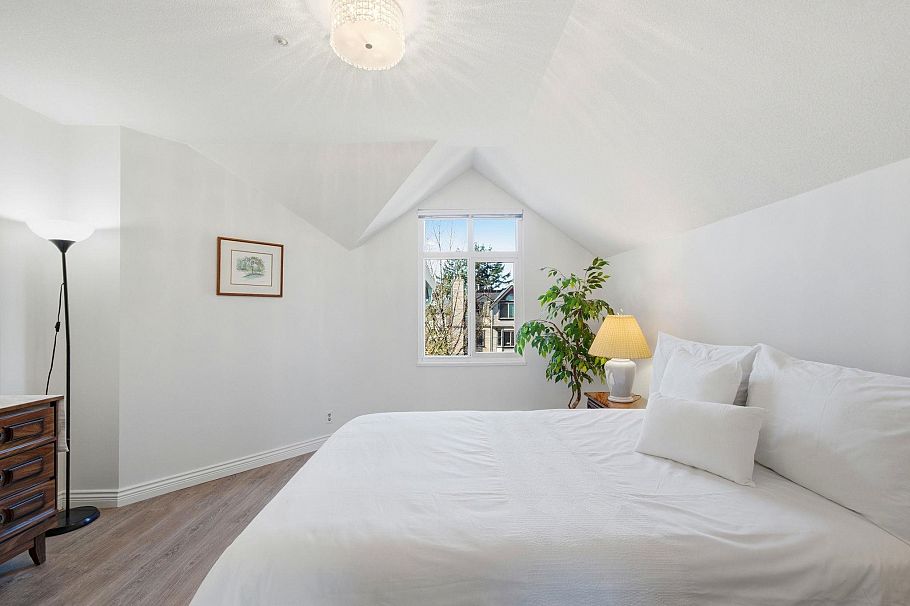 PH2 2736 Victoria Drive Vancouver, BC - 5