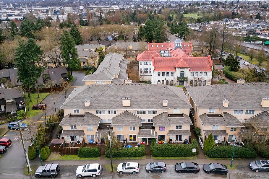 15 3428 Adanac Street Vancouver, BC - 13