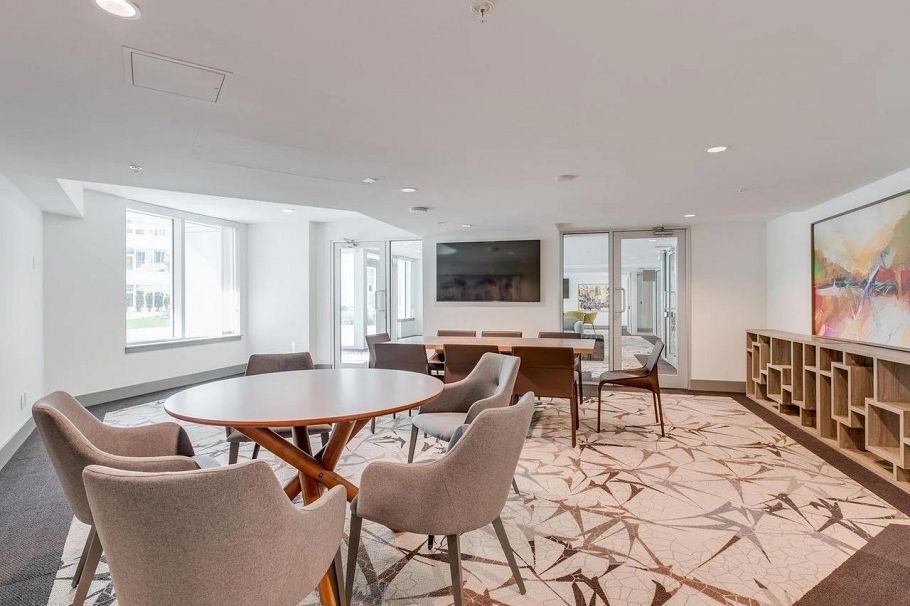 907 8699 Hazelbridge Way Richmond, BC - 26