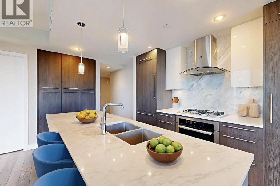 Xxx 677 W 41 AVENUE, Vancouver BC V5Z 3M4 Vancouver, BC - 2