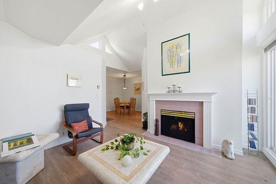 PH2 2736 Victoria Drive Vancouver, BC - 3