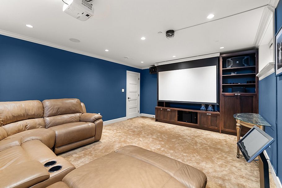 1041 W 58th Avenue Vancouver, BC - 27