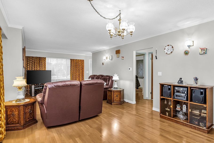 583 W 18th Avenue Vancouver, BC - 6