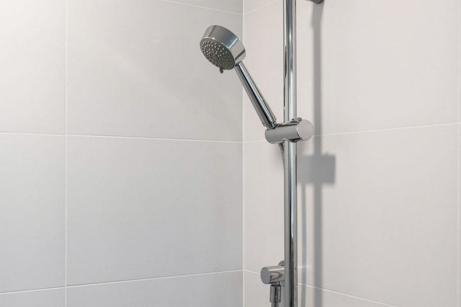 2425 Grant Street Vancouver, BC - 24