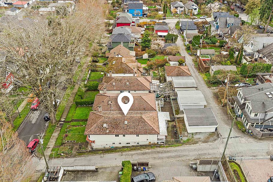 728 E 21st Avenue Vancouver, BC - 16