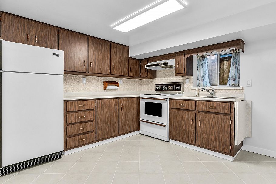 583 W 18th Avenue Vancouver, BC - 26