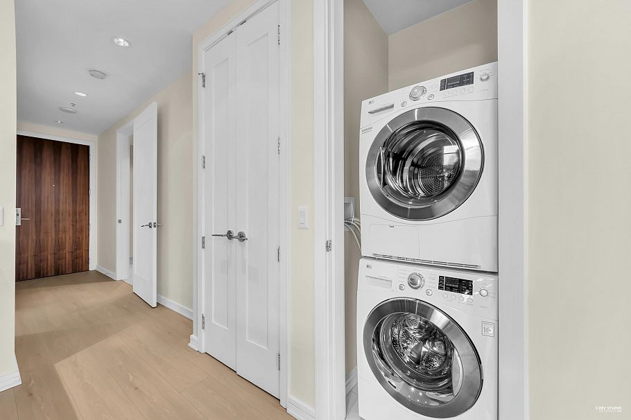 704 181 W 1st Avenue Vancouver, BC - 5