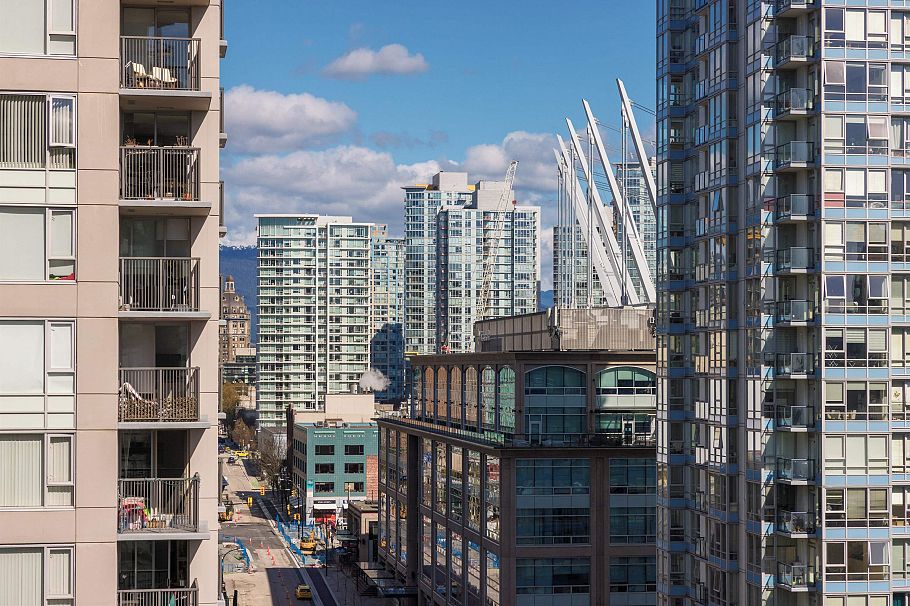 1403 989 Beatty Street Vancouver, BC - 23