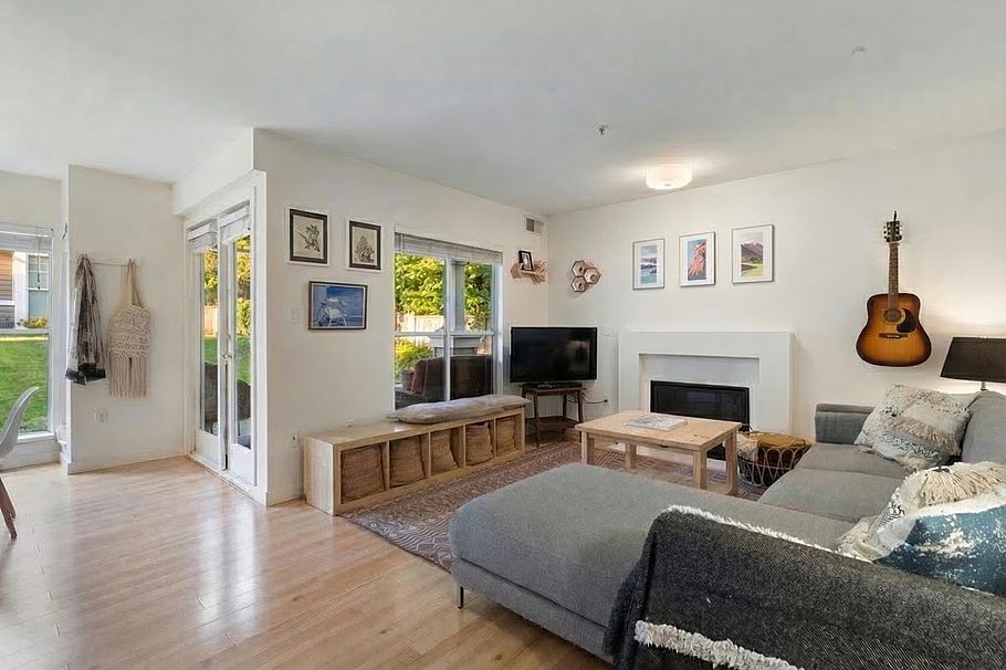 118 2960 E 29th Avenue Vancouver, BC - 9