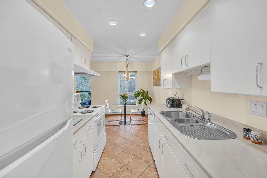 401 1718 Nelson Street Vancouver, BC - 7