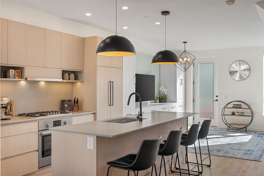 33 528 E 2nd Street North Vancouver, BC - 7