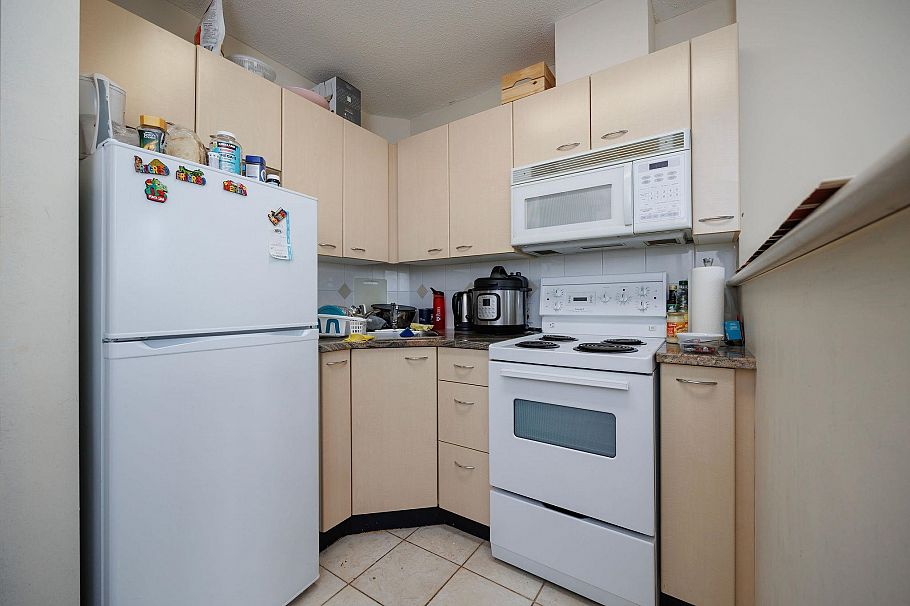 809 1331 Alberni Street Vancouver, BC - 6