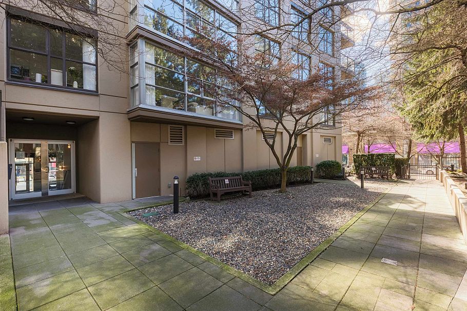 1403 989 Beatty Street Vancouver, BC - 29