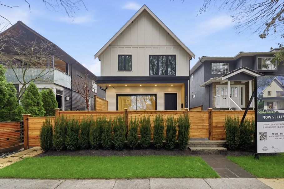 1 810 E 22nd Avenue Vancouver, BC - 30