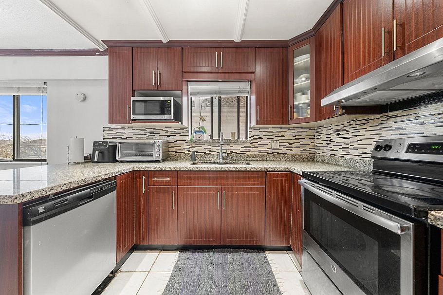 7882 Windsor Street Vancouver, BC - 10