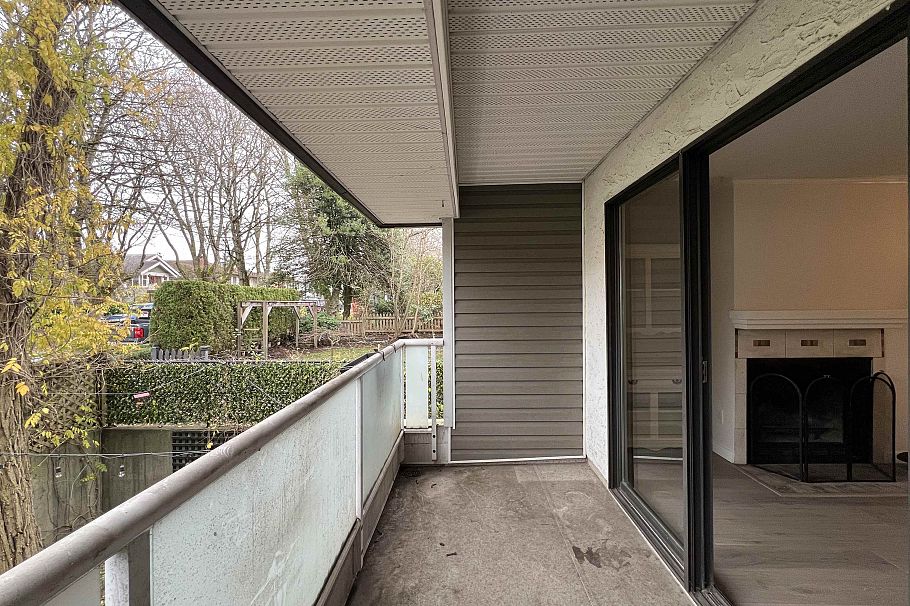 206 674 W 17th Avenue Vancouver, BC - 3