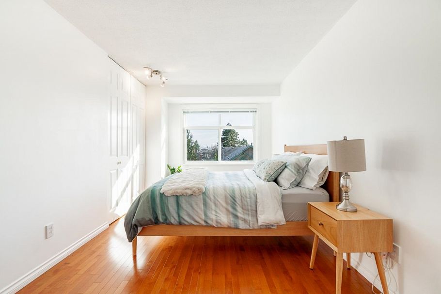 34 900 17th Street North Vancouver, BC - 18