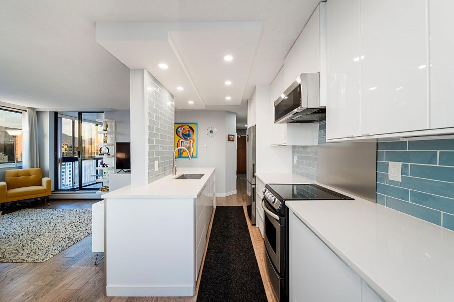 1501 1740 Comox Street Vancouver, BC - 10