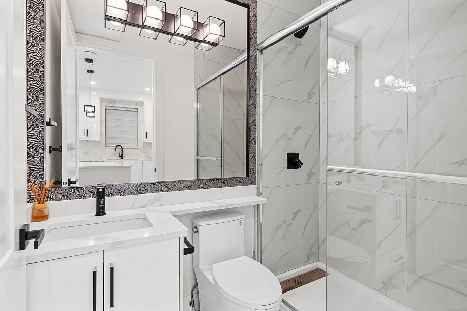 333 E 64th Avenue Vancouver, BC - 14