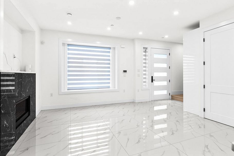 333 E 64th Avenue Vancouver, BC - 6