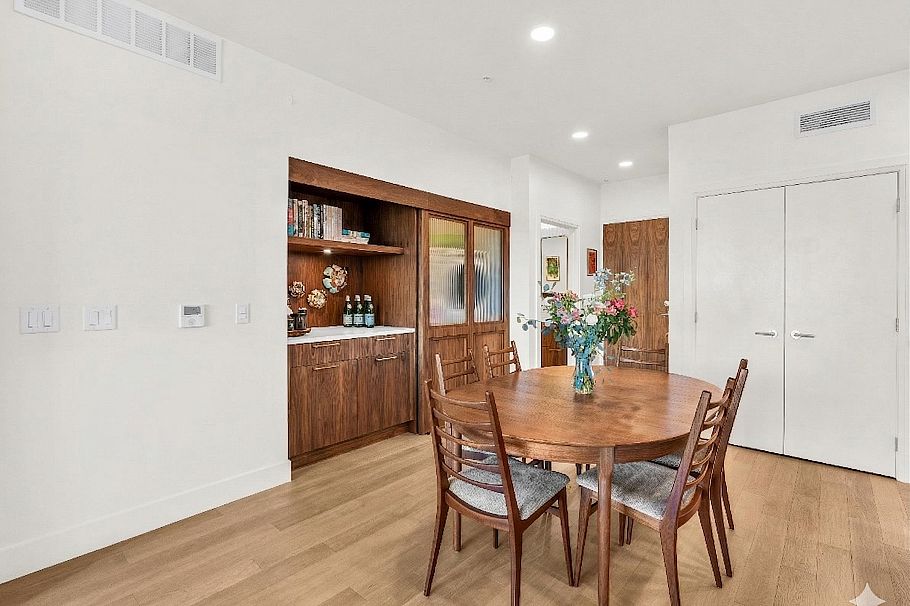 409 2550 Garden Drive Vancouver, BC - 7