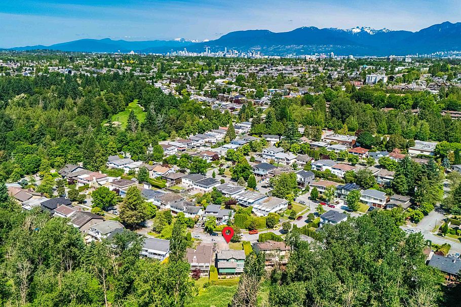 3178 E 63rd Avenue Vancouver, BC - 33