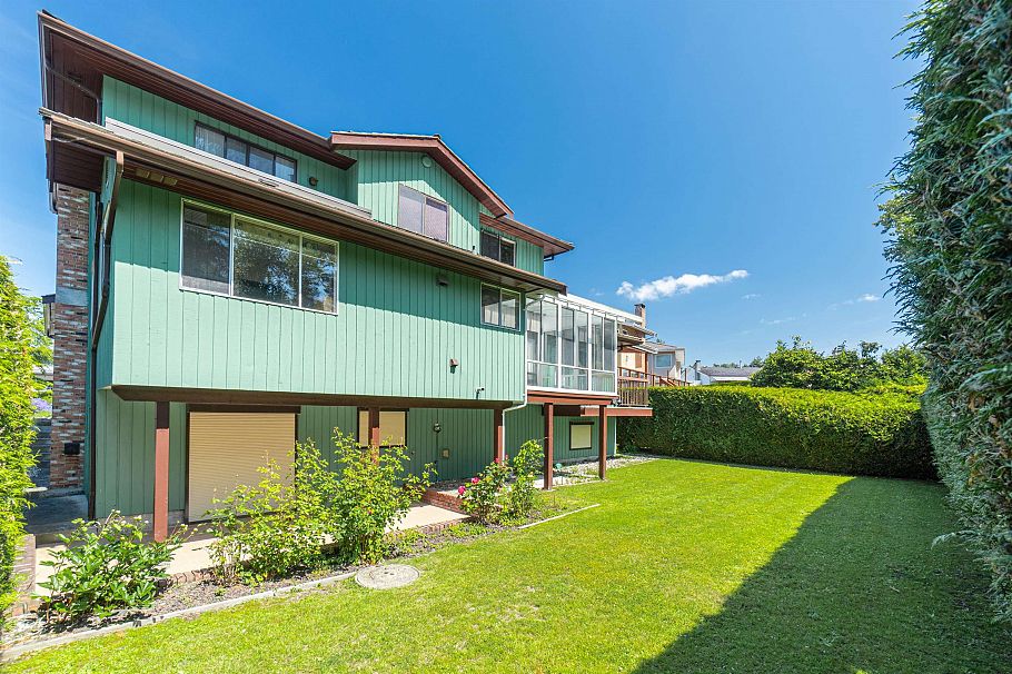 3178 E 63rd Avenue Vancouver, BC - 31