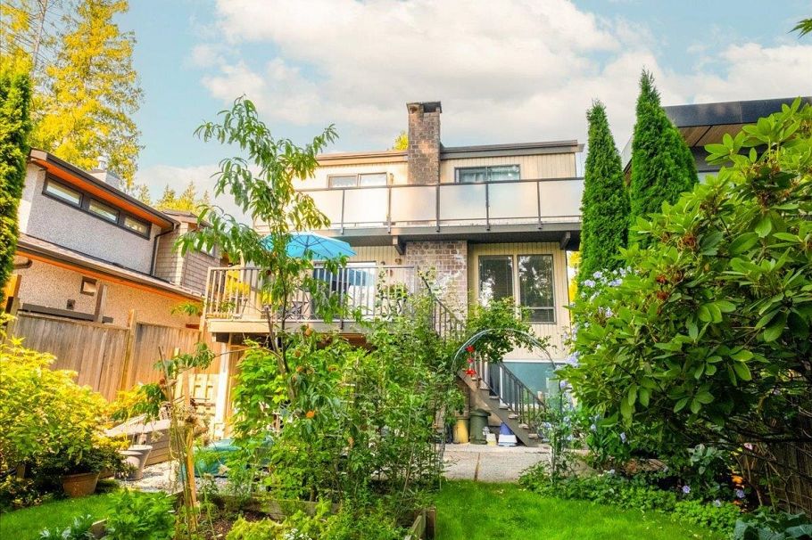 1341 Wellington Drive North Vancouver, BC - 4