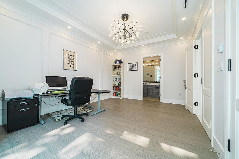 1048 Handsworth Road North Vancouver, BC - 15