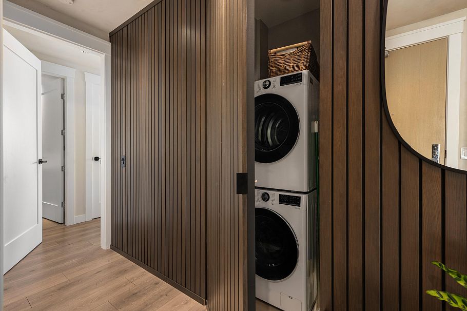 805 1616 Columbia Street Vancouver, BC - 16